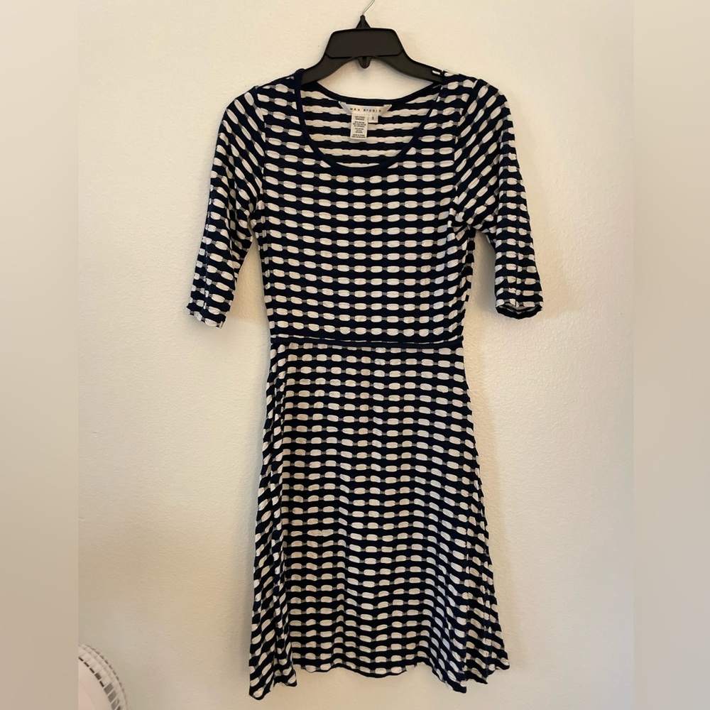 Max Studio, fit and flare size Small, blue and white patterned dress.